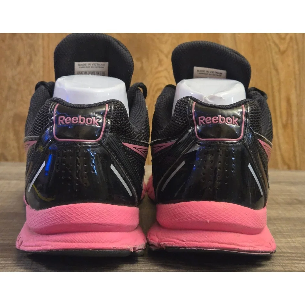 Reebok Ultimatic Athletic Shoes Womens Size‎ 8 Black Pink